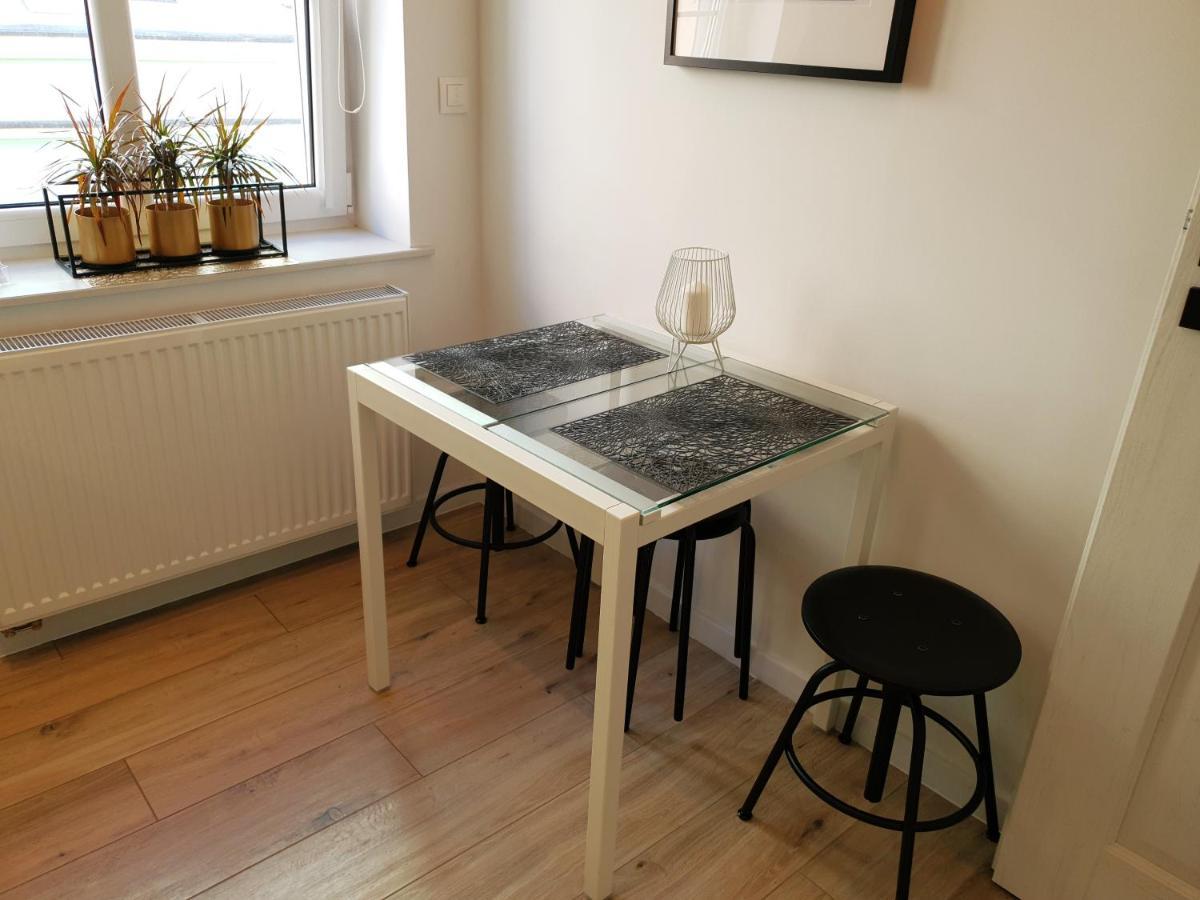 Apartament Przy Starowce - Zoni ブンツラウ エクステリア 写真