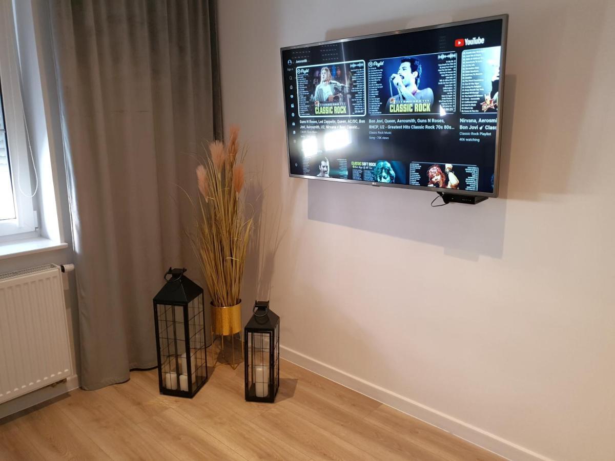 Apartament Przy Starowce - Zoni ブンツラウ エクステリア 写真