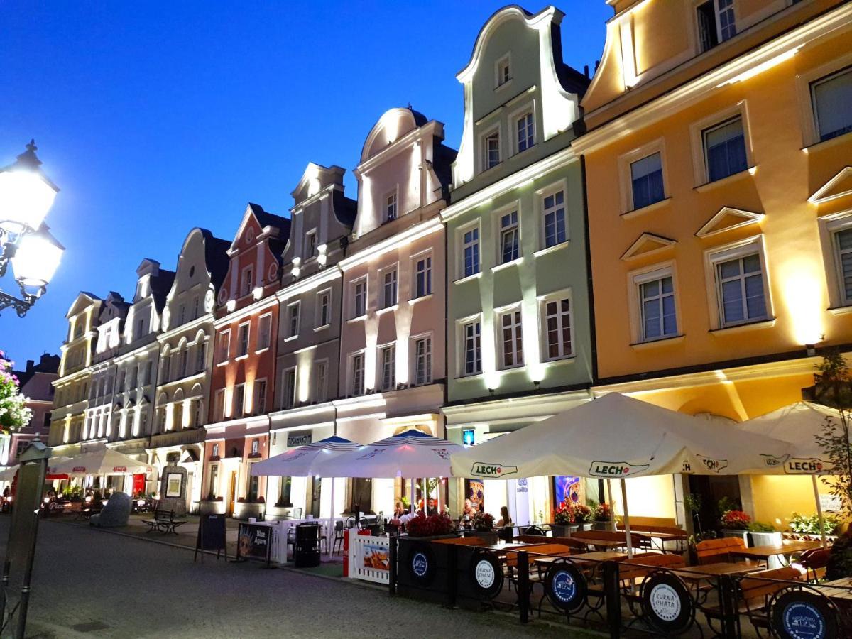 Apartament Przy Starowce - Zoni ブンツラウ エクステリア 写真